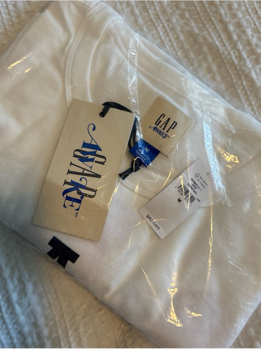 GAP White Short Sleeve Women’s Tee